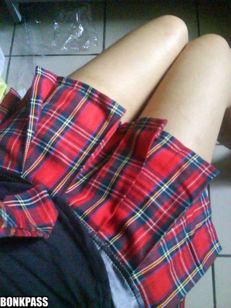 Chinese babe in sexy short plaid skirt