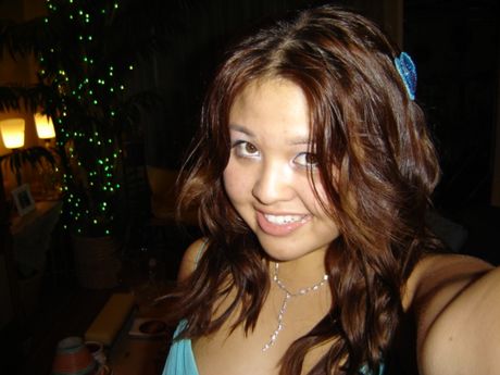 Chubby girl wanna show you her pussy