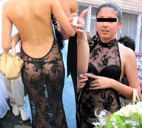 Asian amateur girl strips and shows her hot ass and tits in the park