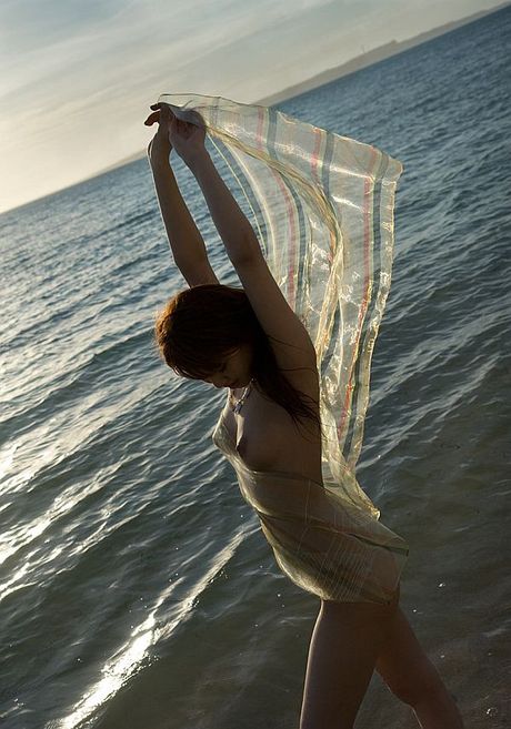 Mari Misaki - Hot cute Asian model in panties is sexy