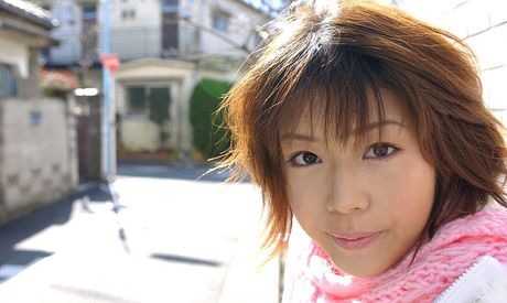 Mai Haruna - Hot Asian teen shows her lingerie