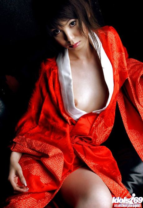 Excellent japanese babe Kurara posing in lingerie on camera